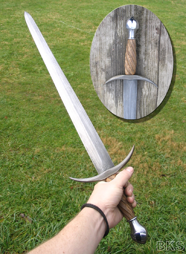 cable damascus dagger